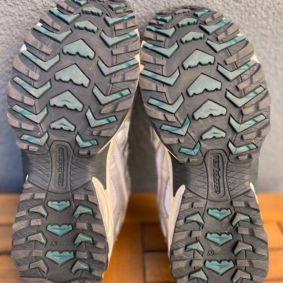 New Balance 610
Silver Metallic Reflection Green - Picture 4 of 5